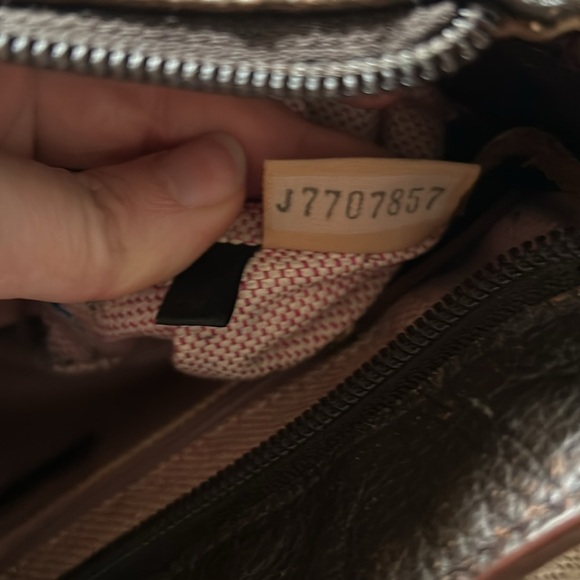 Vintage Dooney & Bourke Brown Pebbled Leather Round Logo Small Hobo Bag - Picture 10 of 12